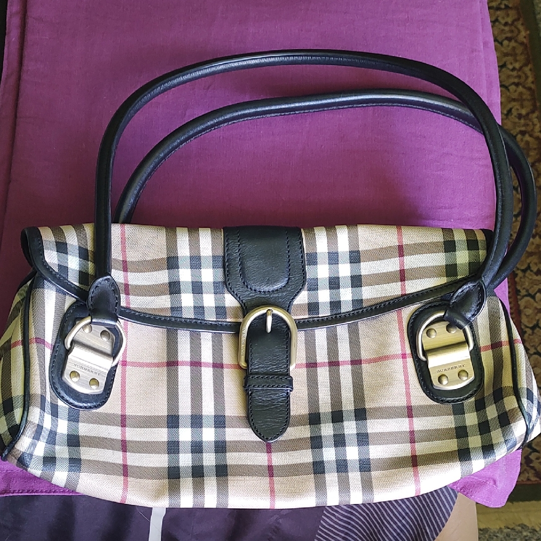 Burberry Black And Cream Shoulder Bag With Iconic Plaid
